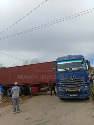 Containerised Trailers Are Available for Jobs and Errands