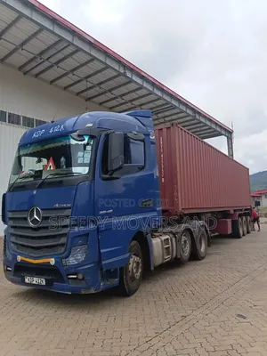 Containerised Trailers Are Available for Jobs and Errands