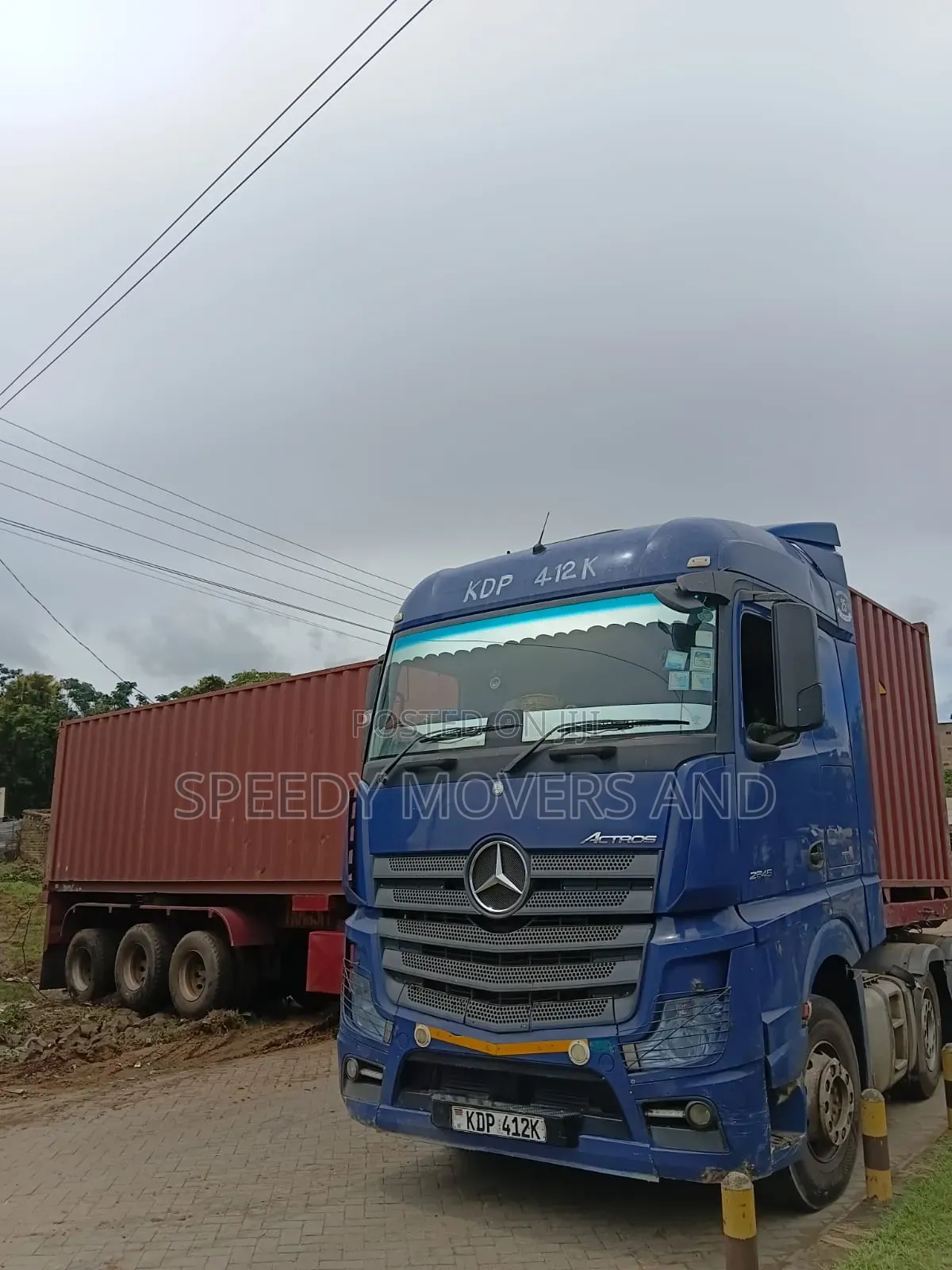 Containerised Trailers Are Available for Jobs and Errands