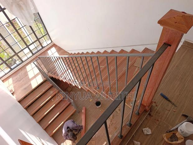 Mahogany Staircase - thumbnail 7