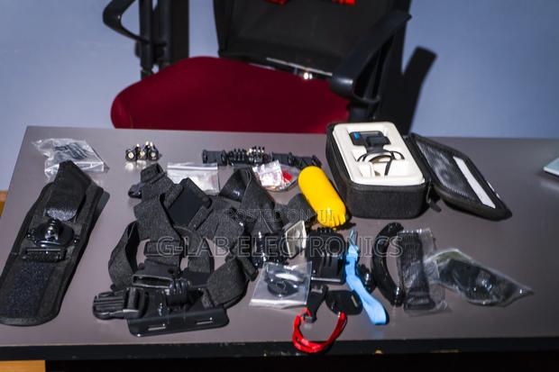 Go Pro 11 Black + Accessories - thumbnail 3