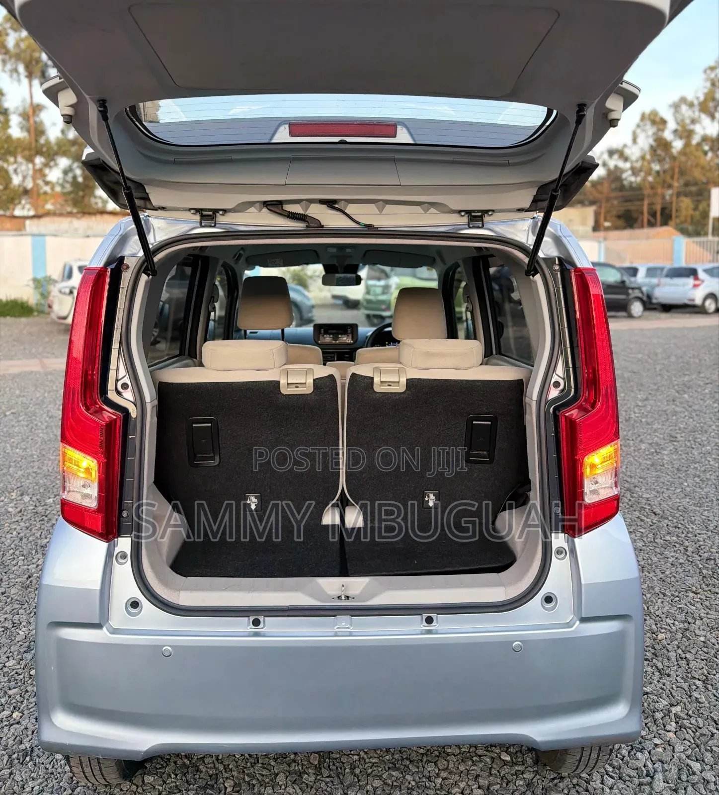 Daihatsu Move 2020 Silver