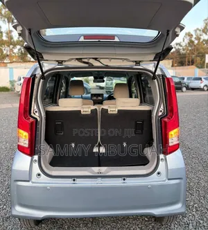 Daihatsu Move 2020 Silver