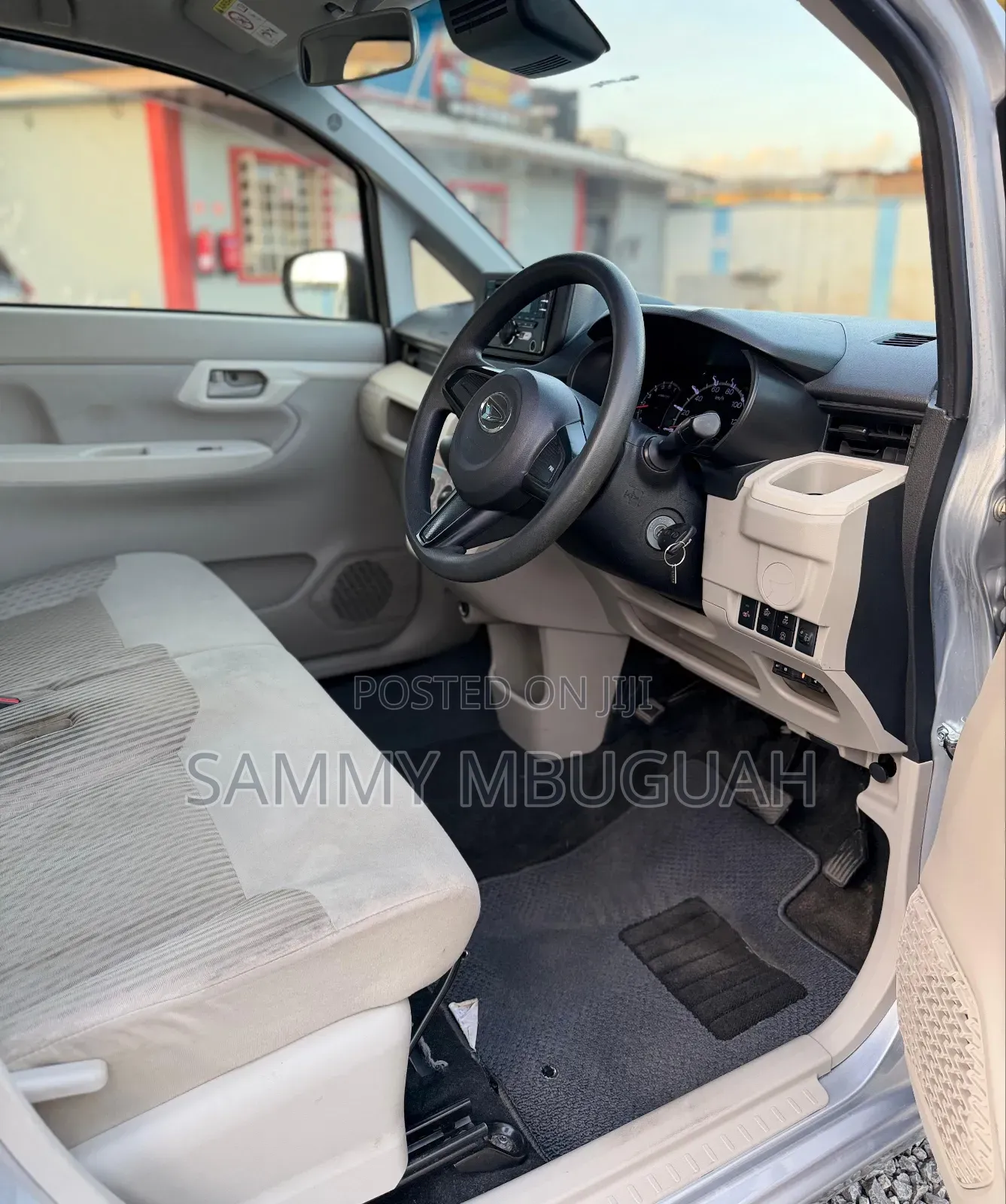 Daihatsu Move 2020 Silver