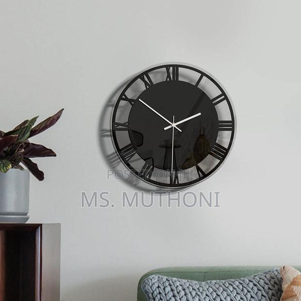 Decorative Nordic 30cm Acrylic Wall Clock - thumbnail 4