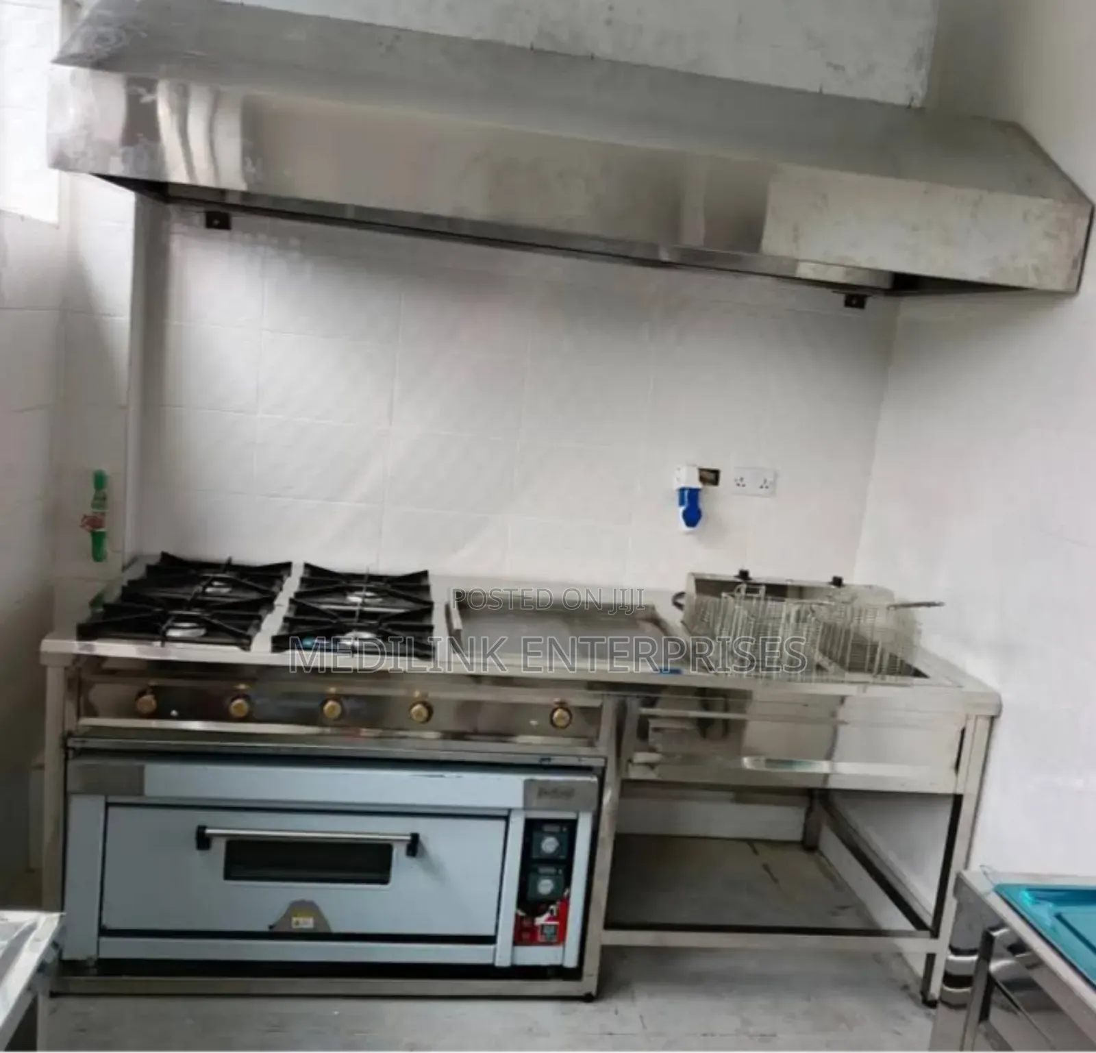 Combined Customized Kitchen Set Up(Jiko+Oven +Hood)