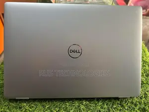 Laptop Dell Latitude 5320 16GB Intel Core i7 SSD 256GB