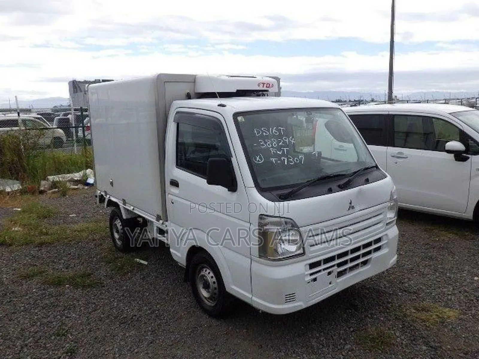 Minicab Freezer Truck