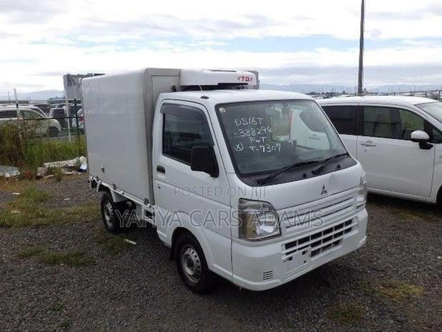 Minicab Freezer Truck