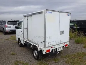 Minicab Freezer Truck