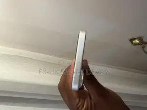 Apple iPhone 16 128 GB White