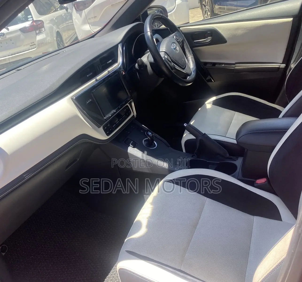 Toyota Auris 2019 Burgundy