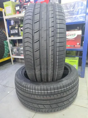 275/45r19 Goddard Transforce Tire