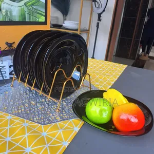 A Set of 6 Pieces 11" Black Square Dinner Plate