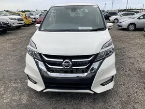 Nissan Serena 2018 White