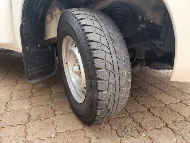 Isuzu Dmax Pick Up - thumbnail 9