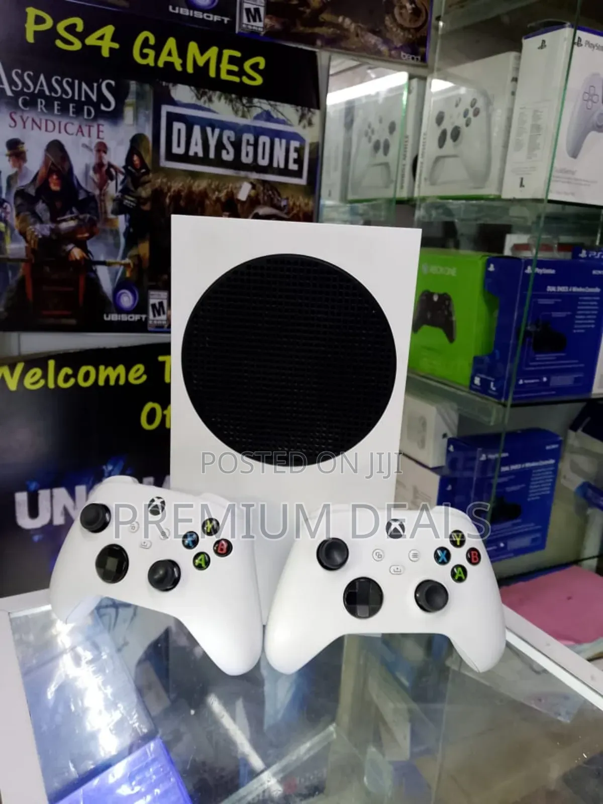 Clean White Series S With Milky Controllers.