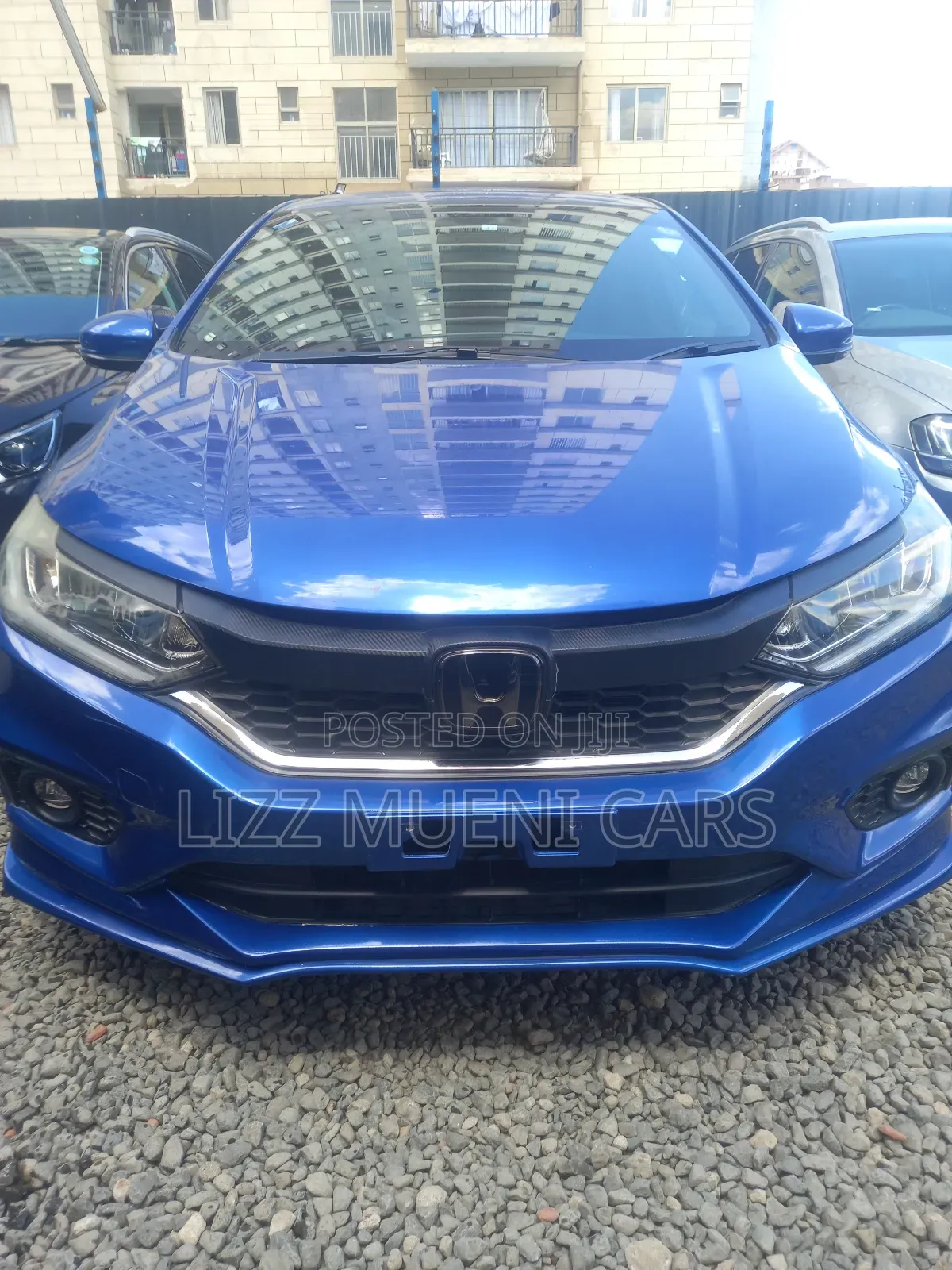 Honda Grace 2018 Blue