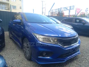 Honda Grace 2018 Blue