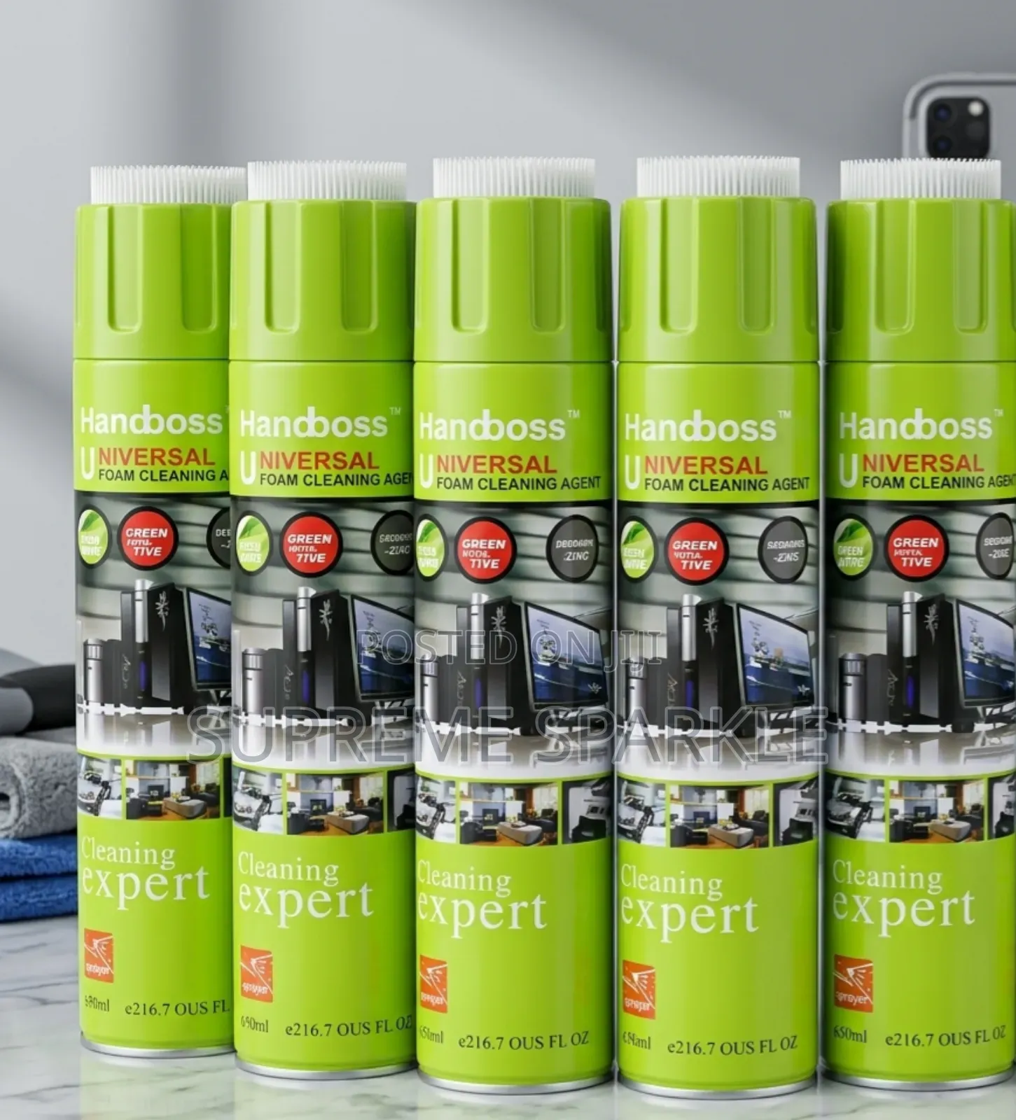 Handboss Universal Foam Cleaning Agent.