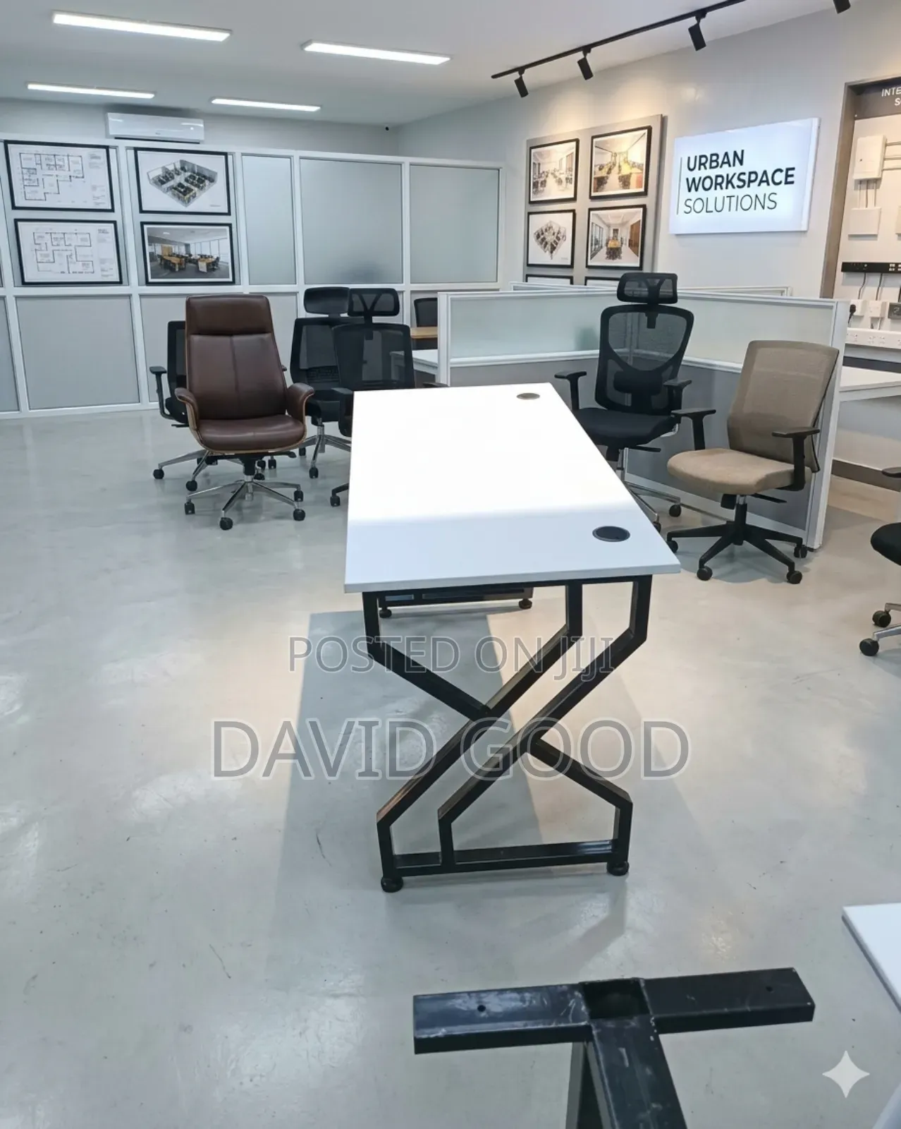 Executive Table 