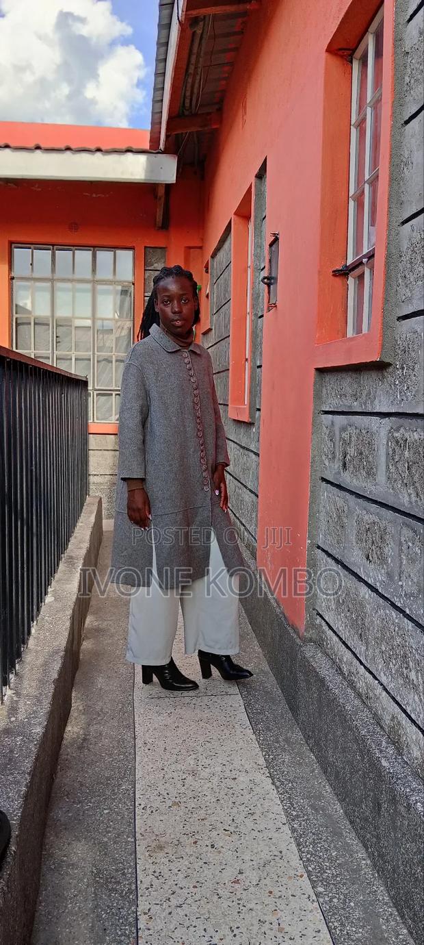 Classy Thrift Trench Coat - thumbnail 8
