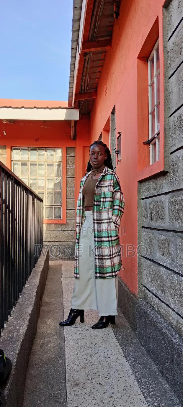 Classy Thrift Trench Coat - thumbnail 10