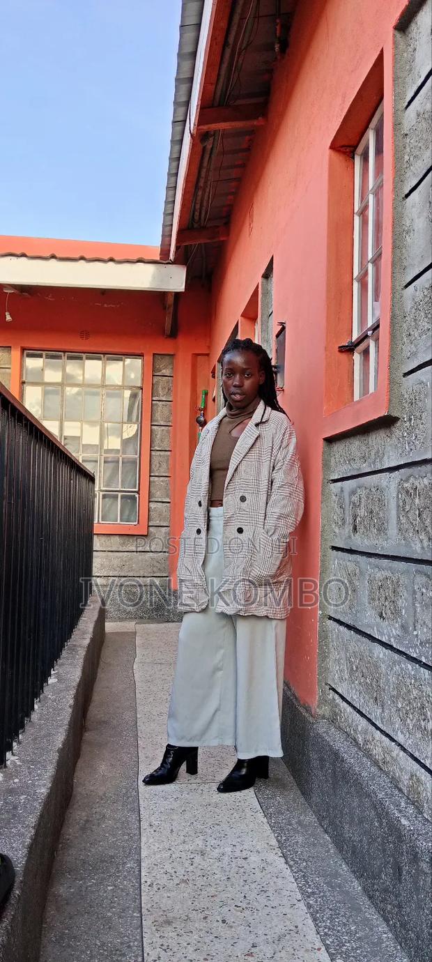 Classy Thrift Trench Coat - thumbnail 11
