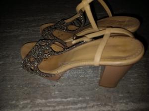 Comfortable Heels - thumbnail 2