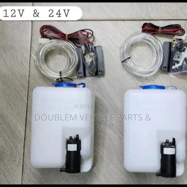 Universal Windshield/Windscreen Washer Pump Wiper Bottle Tank 12v/24v