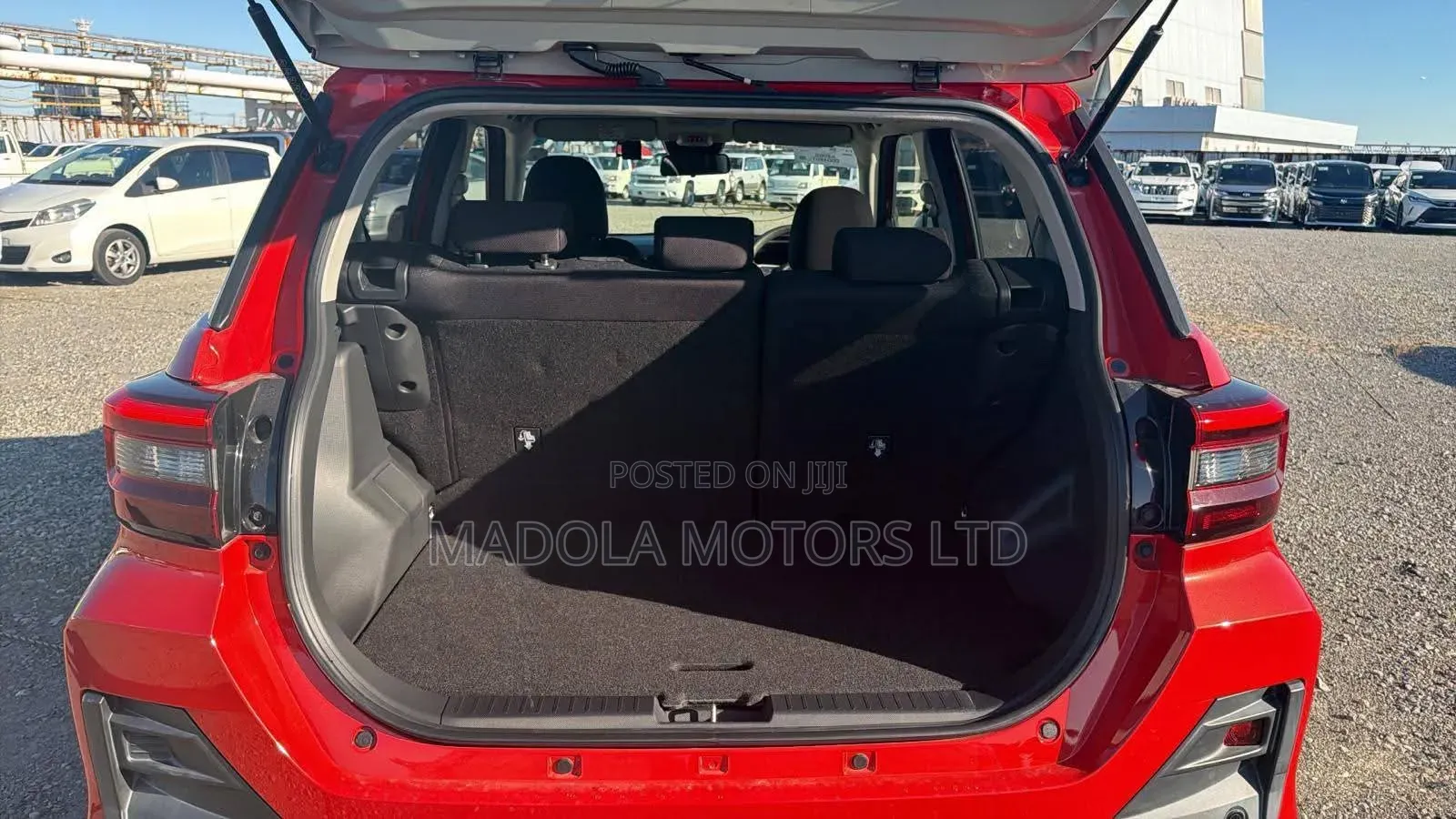 Daihatsu Rocky 2019 Red