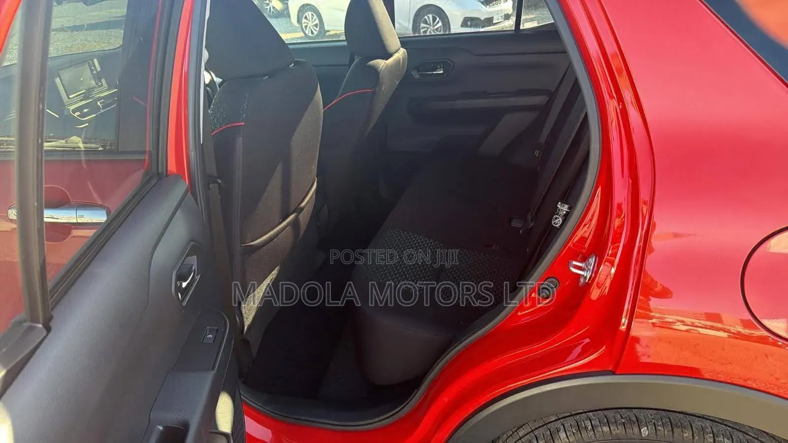 Daihatsu Rocky 2019 Red