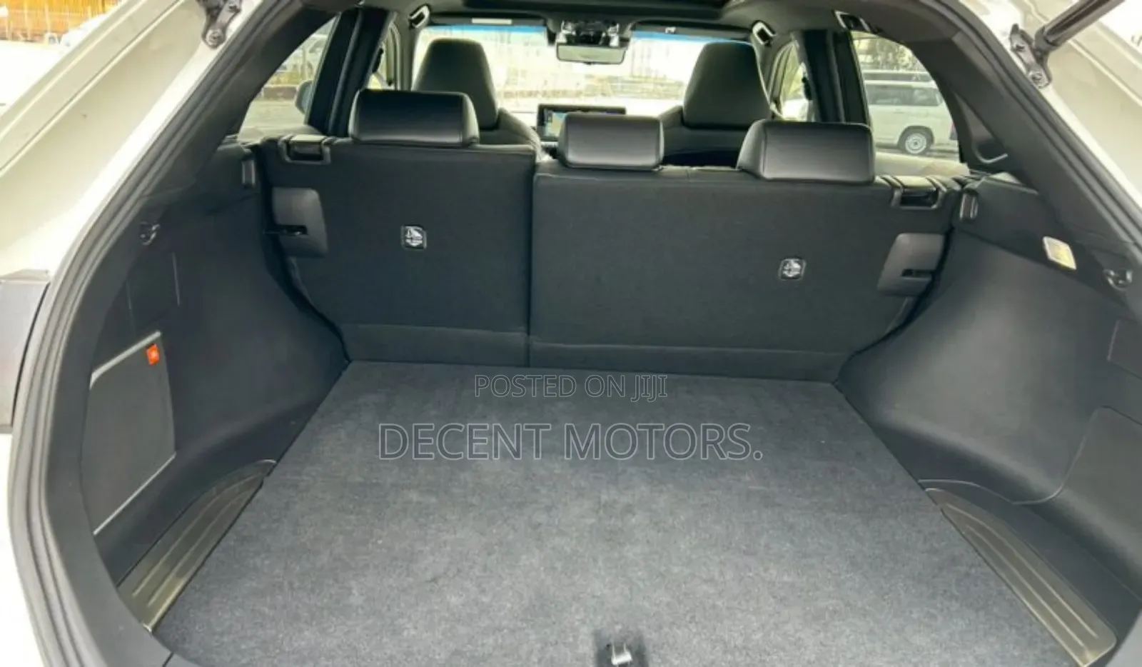 Toyota Harrier 2.0 2020 White