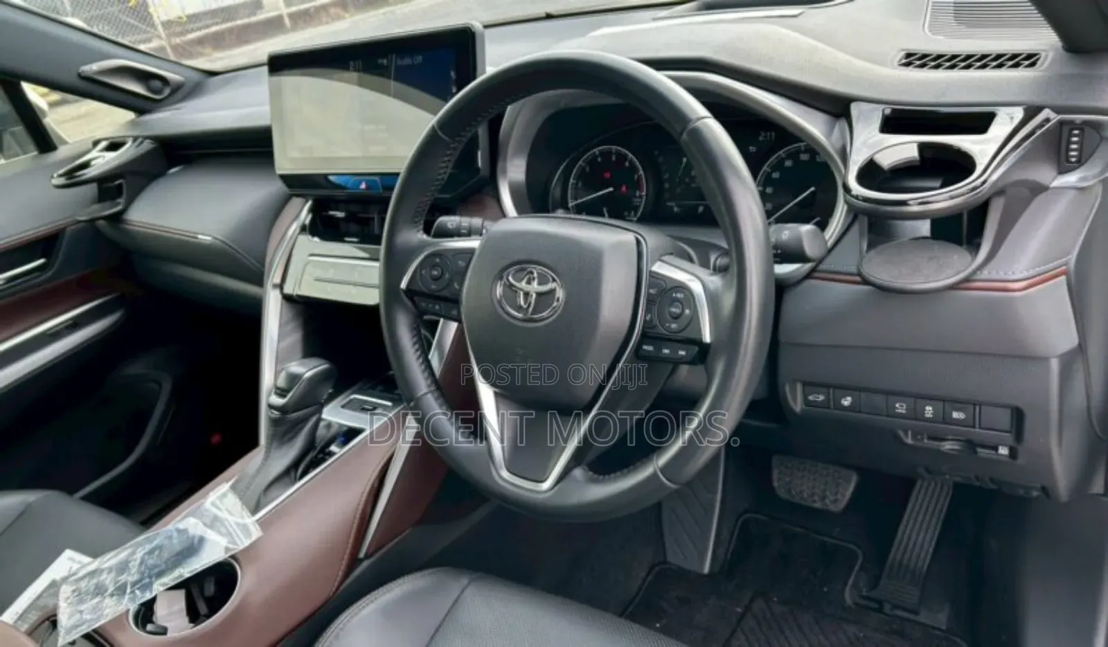 Toyota Harrier 2.0 2020 White