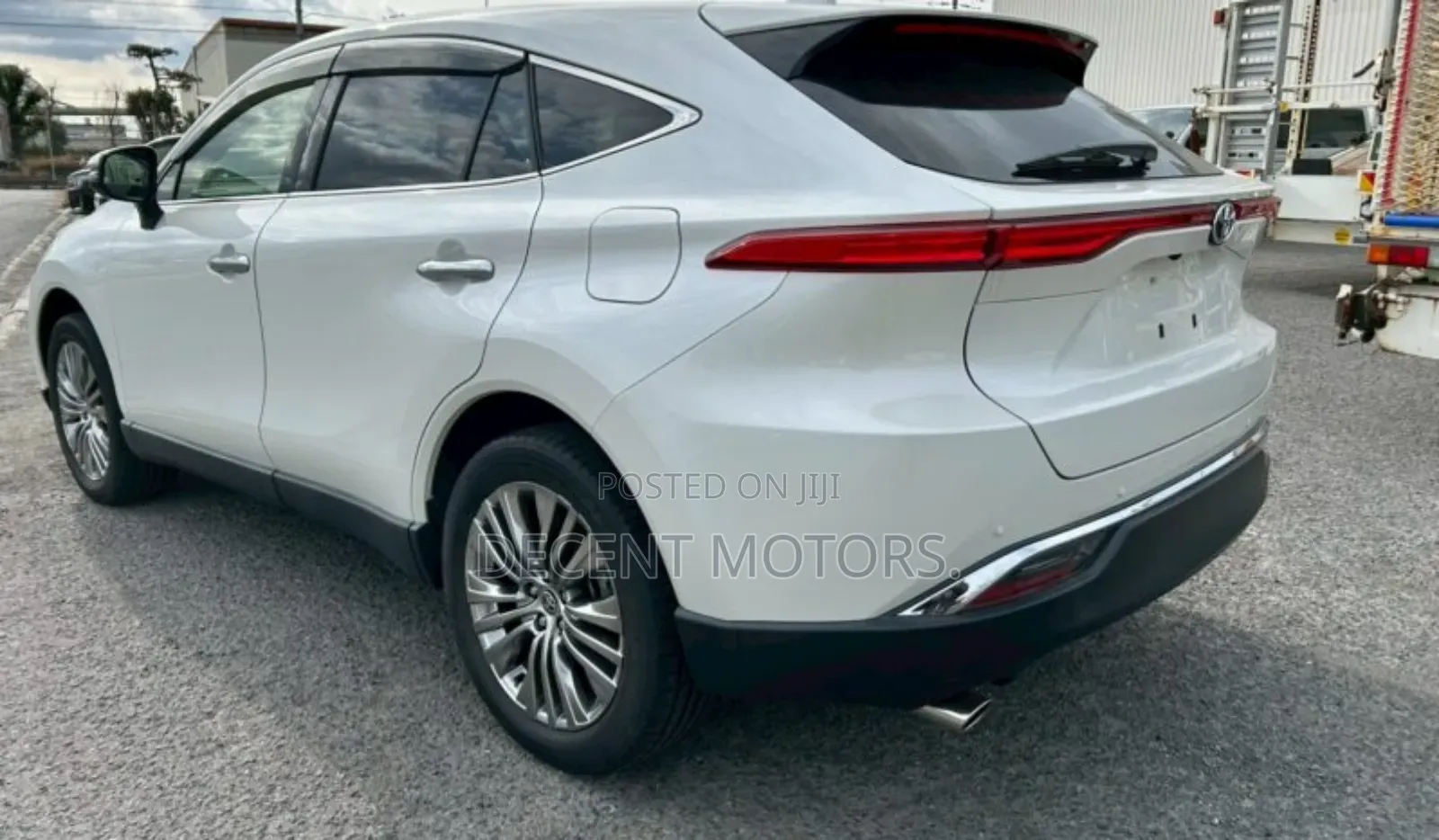 Toyota Harrier 2.0 2020 White