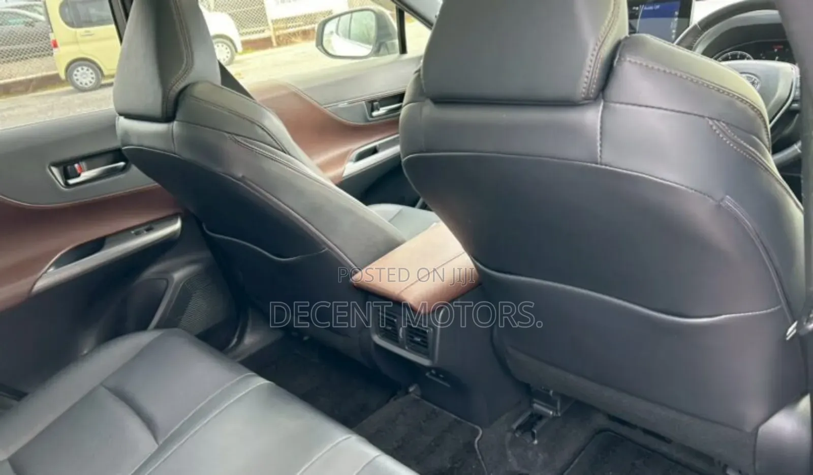 Toyota Harrier 2.0 2020 White