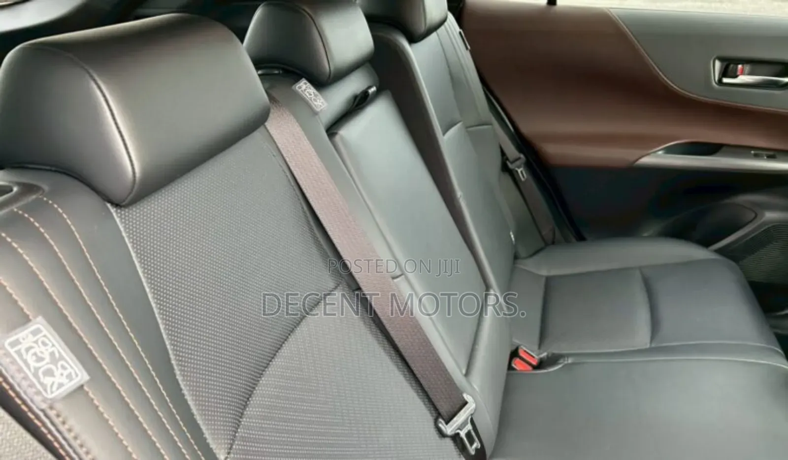 Toyota Harrier 2.0 2020 White