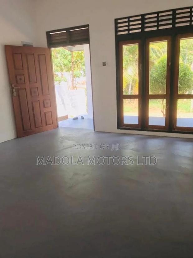 3bdrm Bungalow in Kiembeni for sale - thumbnail 9
