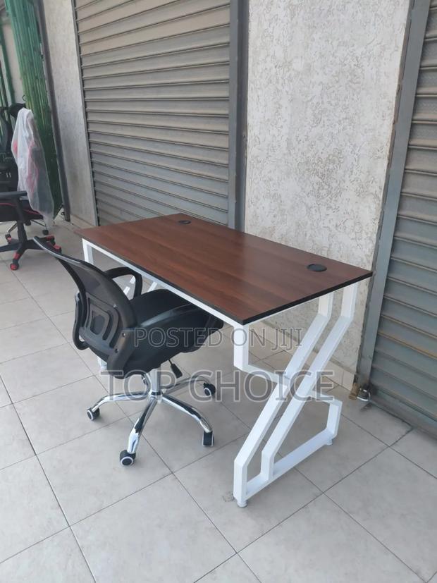 Metallic Table and Mesh Chairs - main view