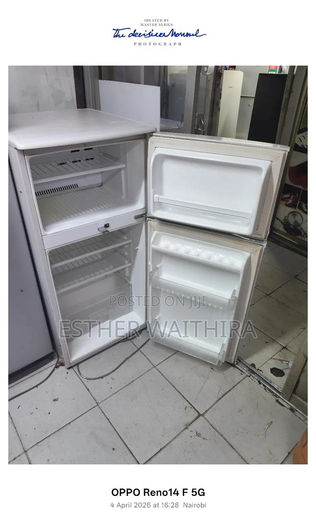 Lg Min Fridge in Good Working Condition - thumbnail 2