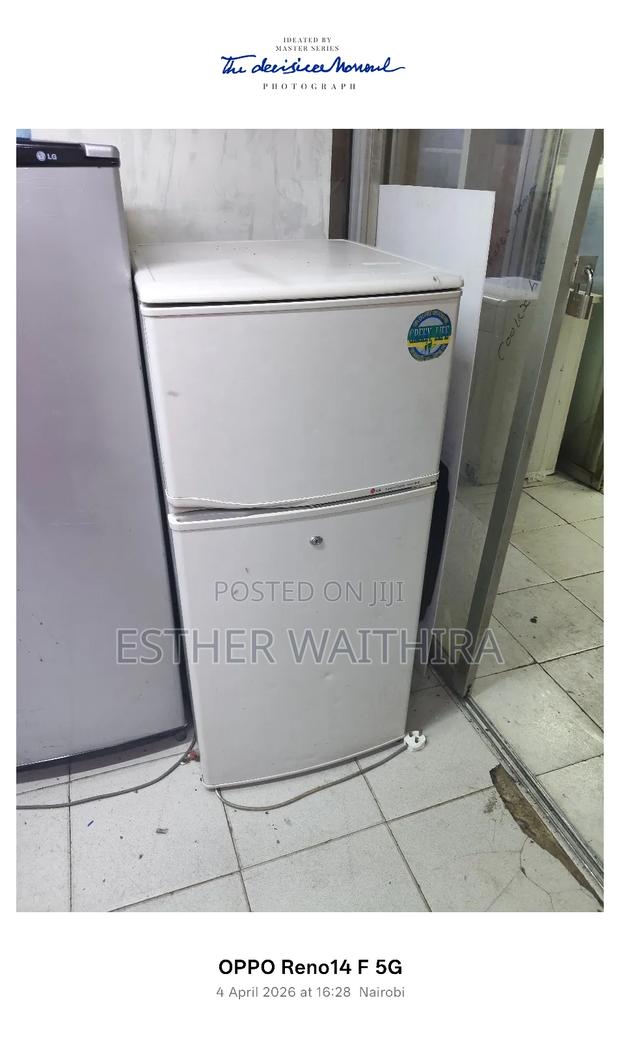 Lg Min Fridge in Good Working Condition - thumbnail 3