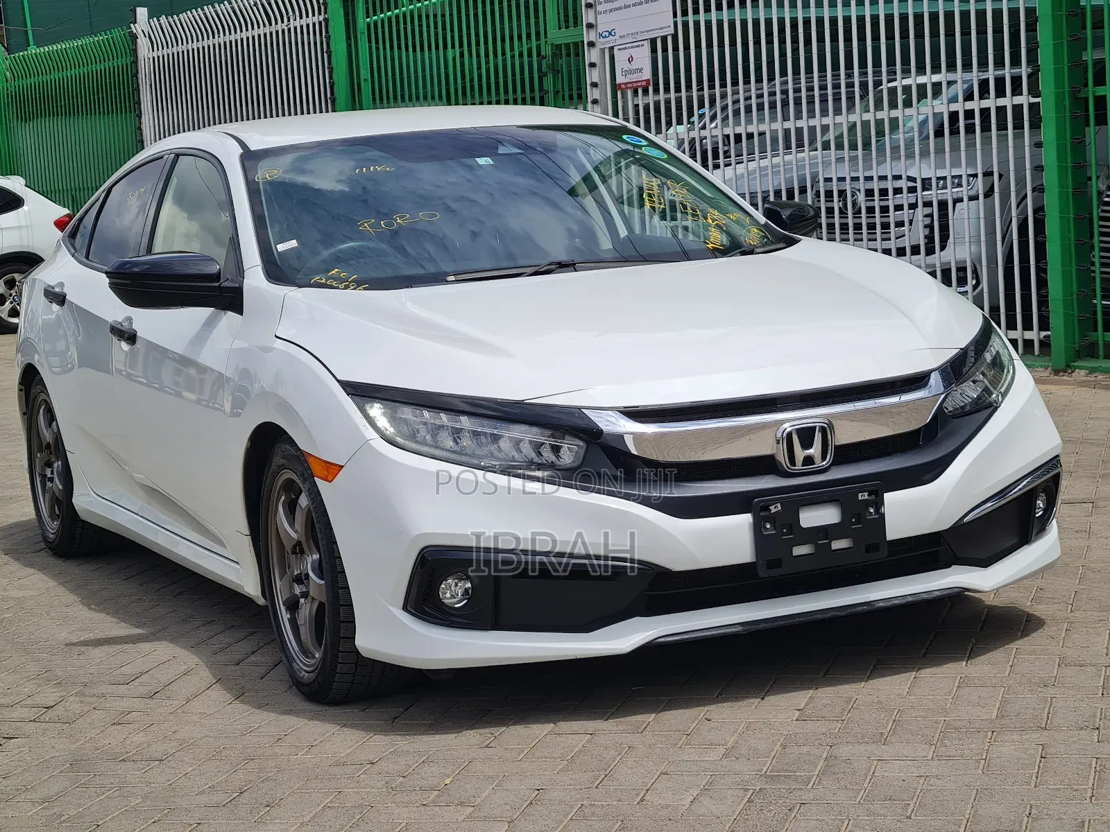 Honda Civic 2019 White