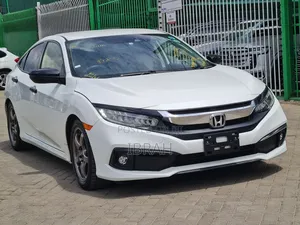 Honda Civic 2019 White