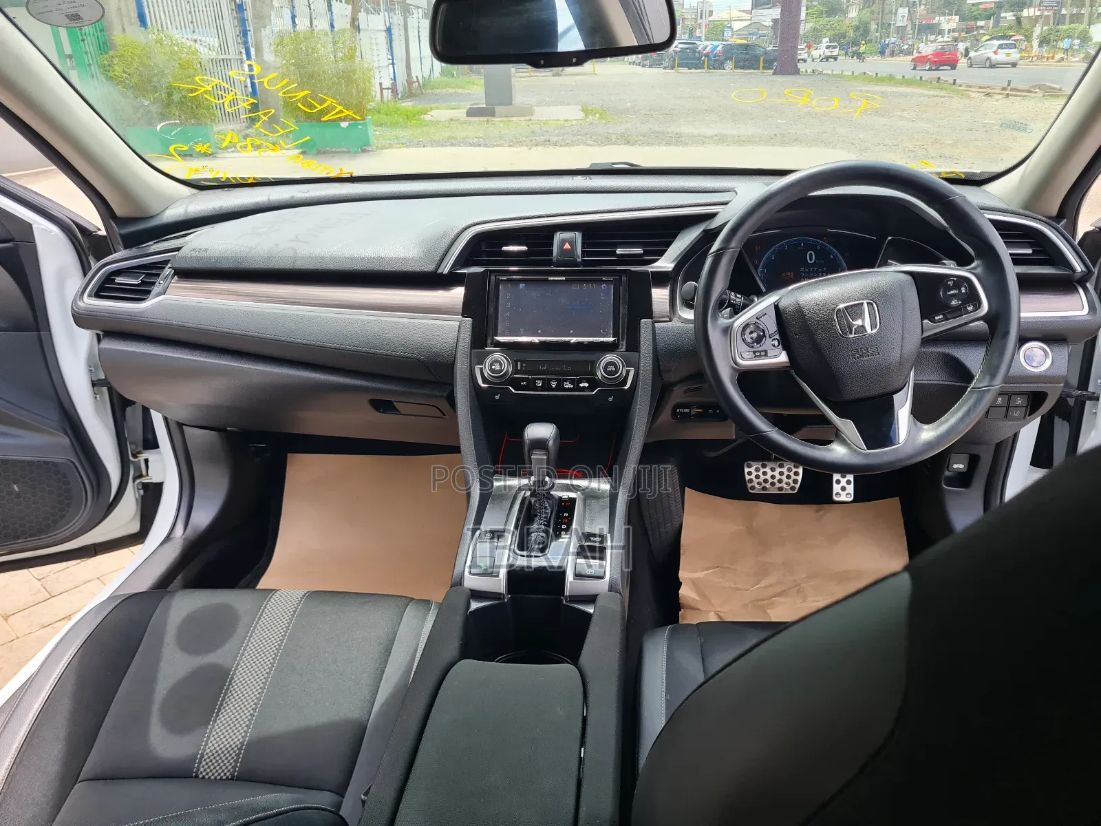 Honda Civic 2019 White