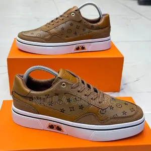 Louis Vuitton Casual Sneakers
