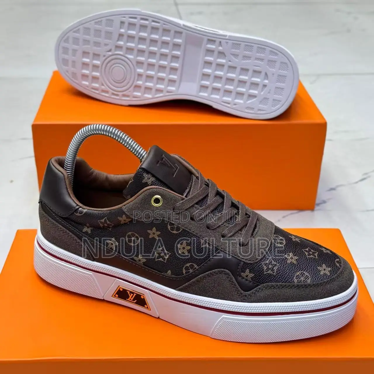 Louis Vuitton Casual Sneakers