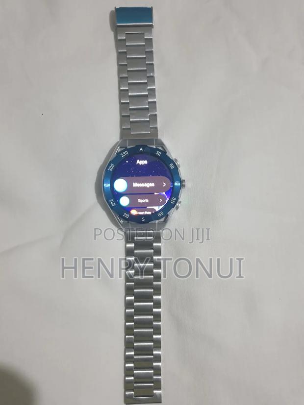 Smart Watch With Detachable in Built Earpods