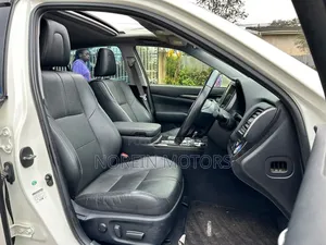 Toyota Crown 2018 Pearl