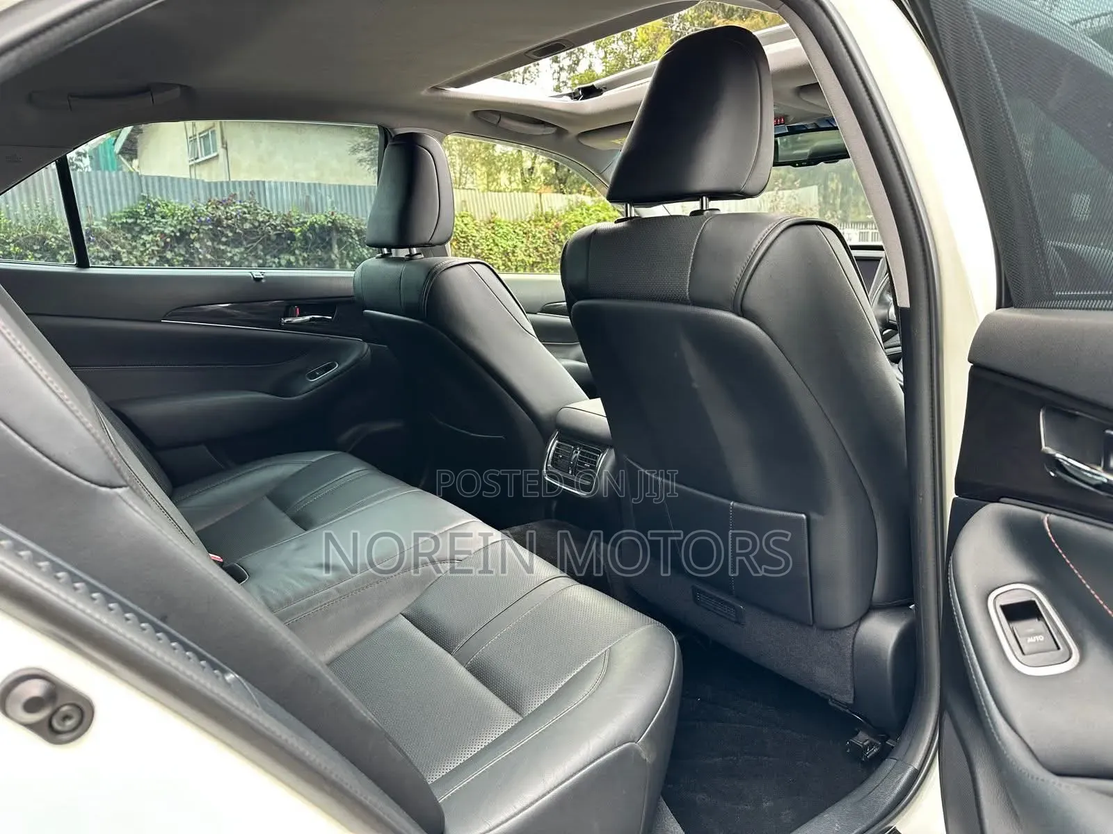 Toyota Crown 2018 Pearl