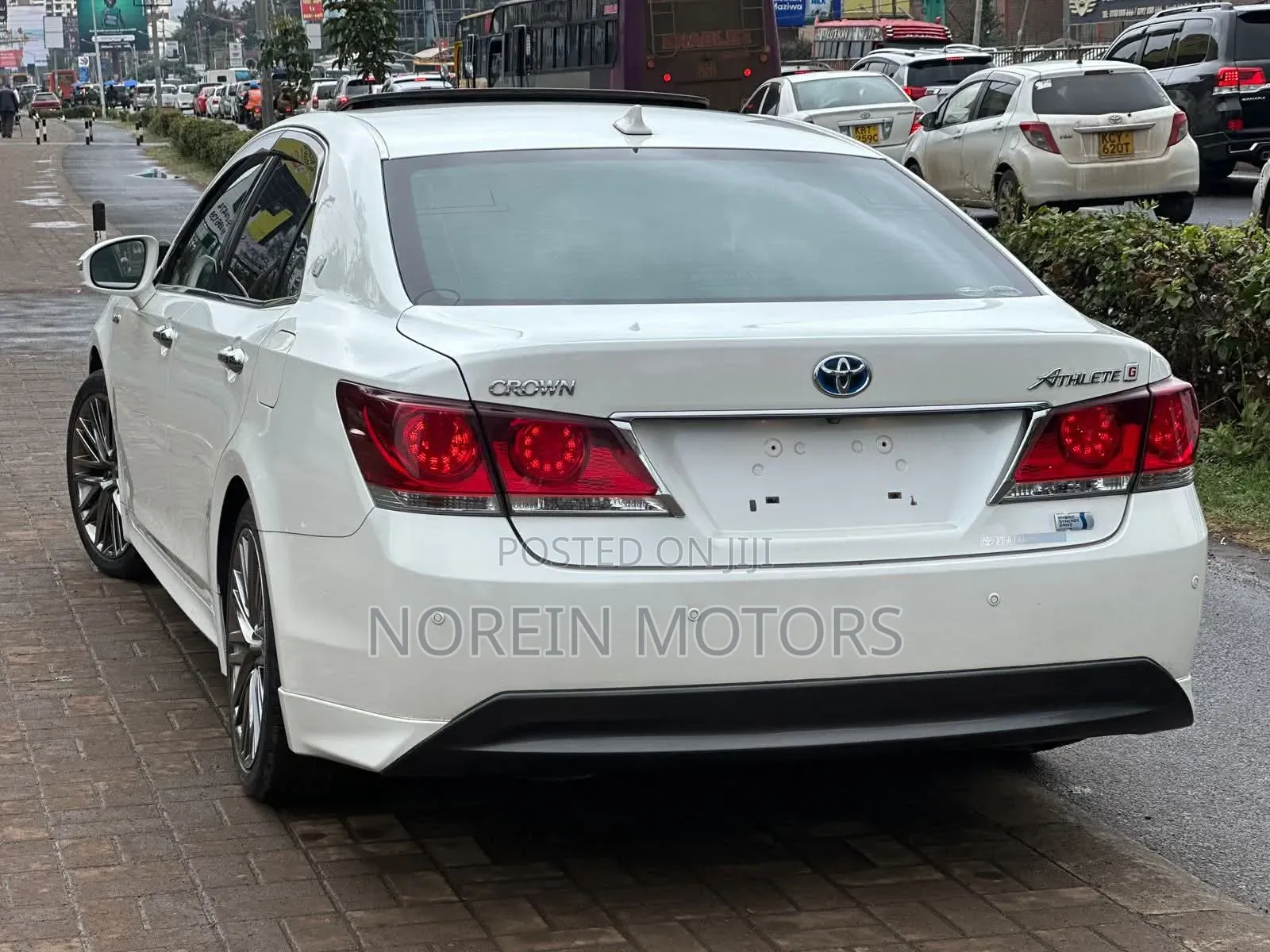 Toyota Crown 2018 Pearl